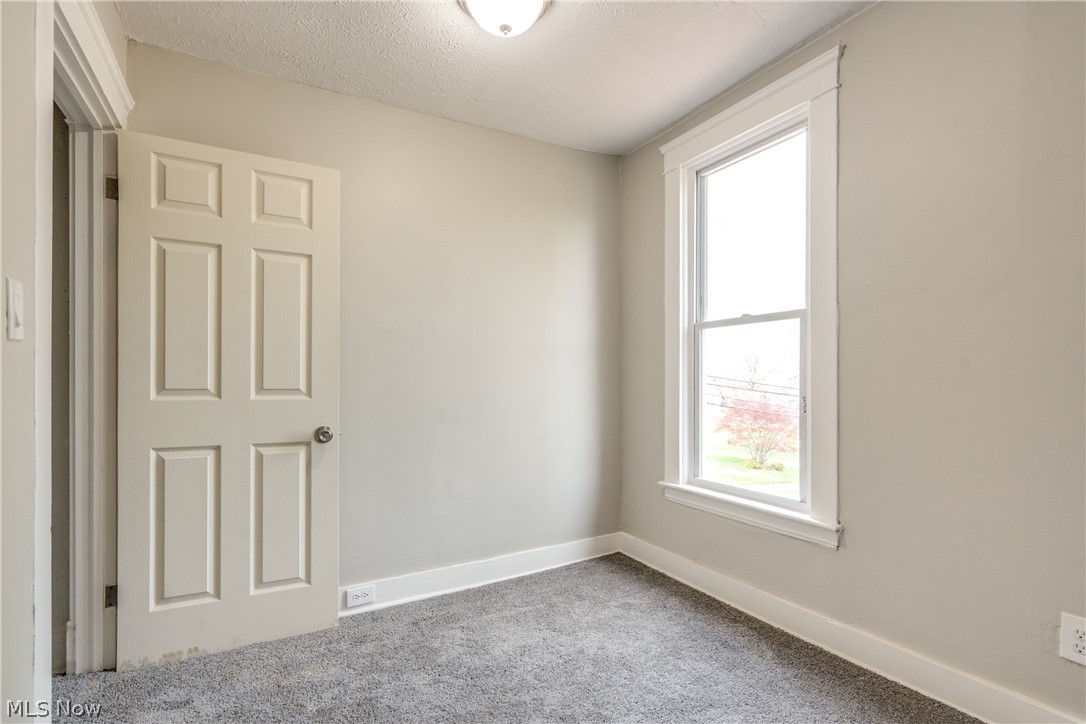 Joseph S Van De Boes Greenhur - Residential