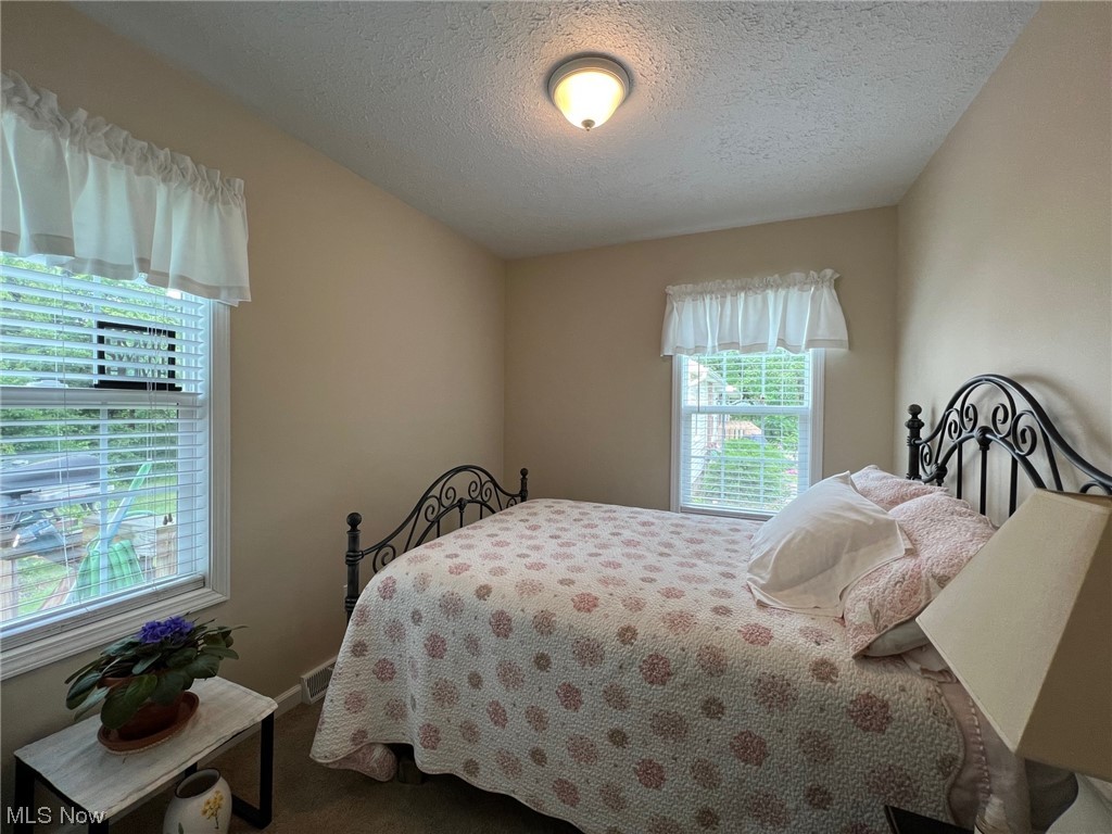 Colonial Park - Residential