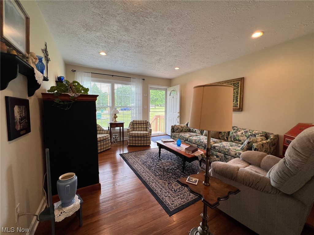 Colonial Park - Residential