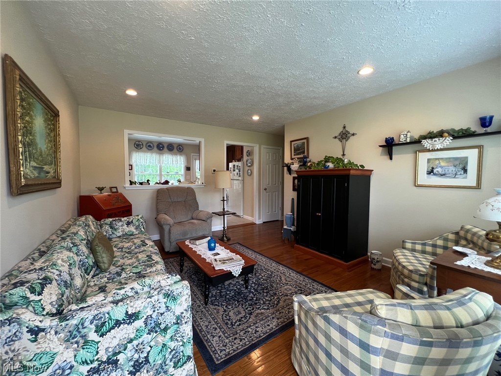 Colonial Park - Residential