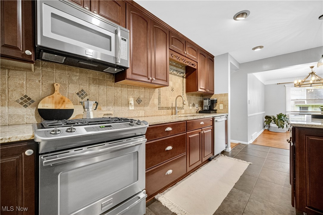 Williamsburg Estates #2 - Residential