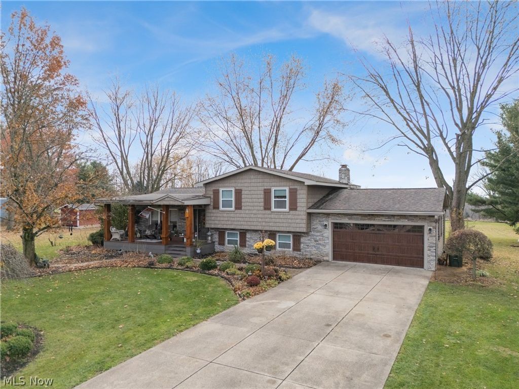 Photo of 18331 William Drive, Doylestown, OH 44230 (MLS # 5185873)