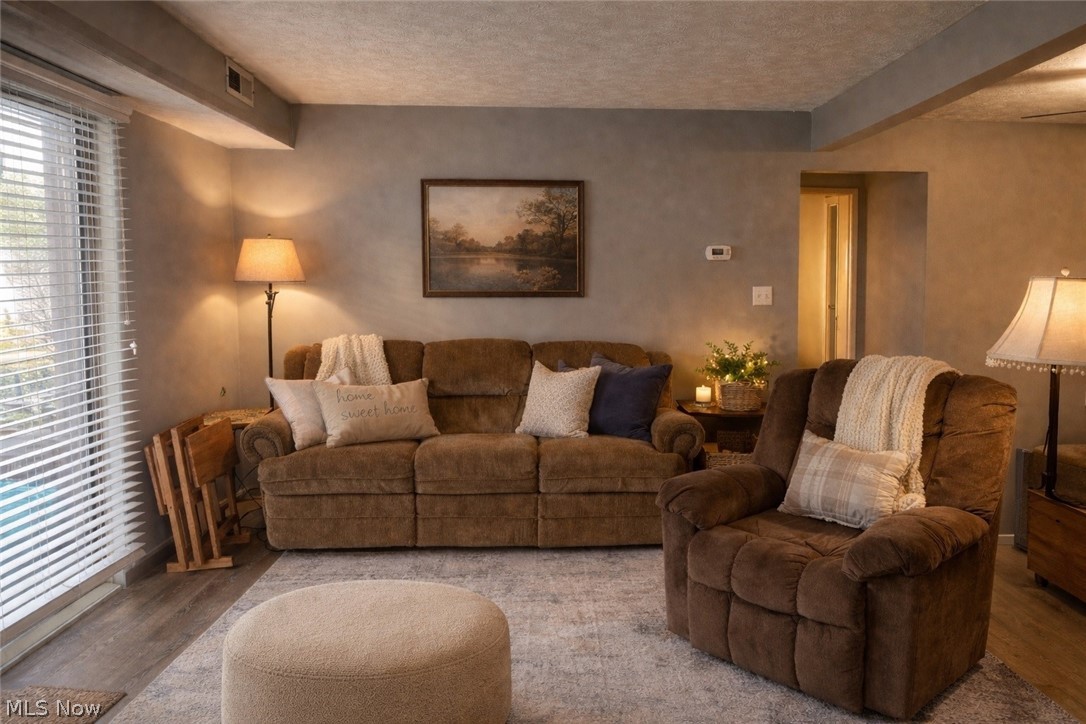 Misty Lake Vlg/Mdws Ph Condo - Residential