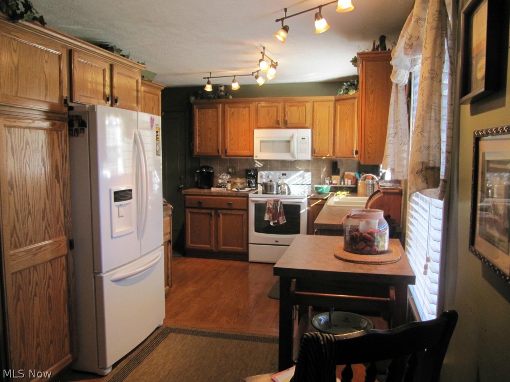 Cuyahoga River Estate - Residential