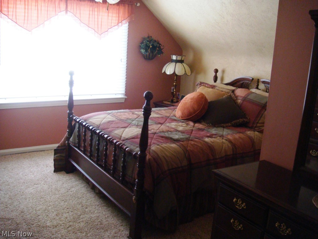 Cuyahoga River Estate - Residential