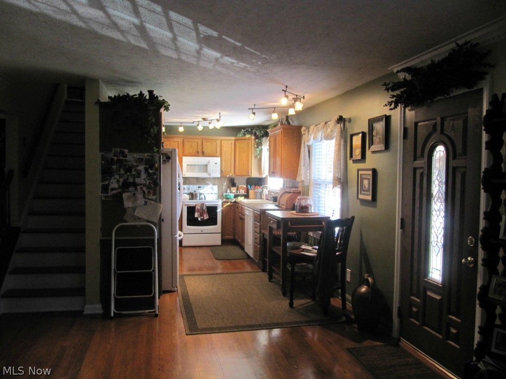 Cuyahoga River Estate - Residential