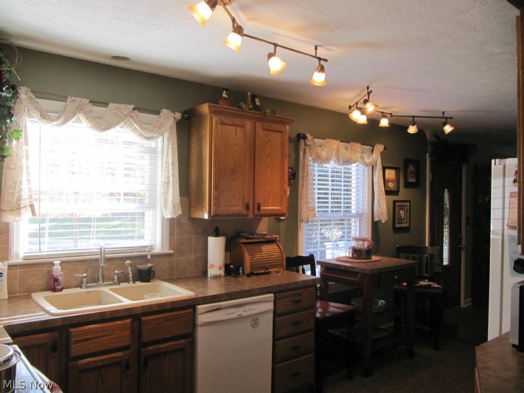 Cuyahoga River Estate - Residential