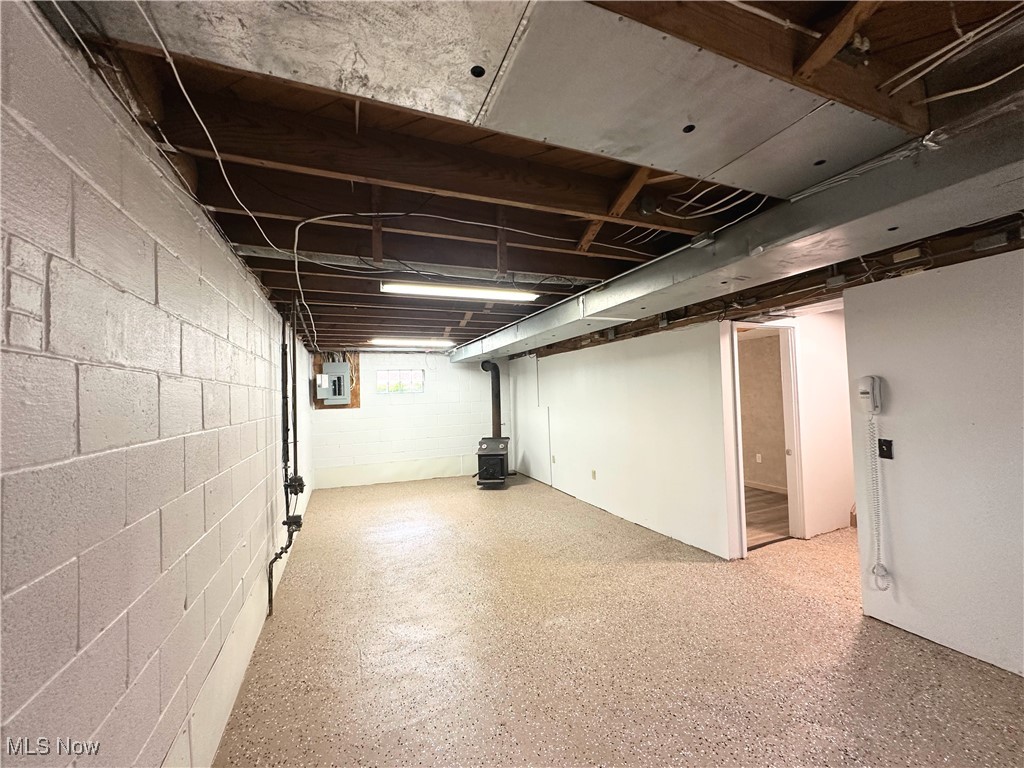 Kemper Clague Manor - Residential