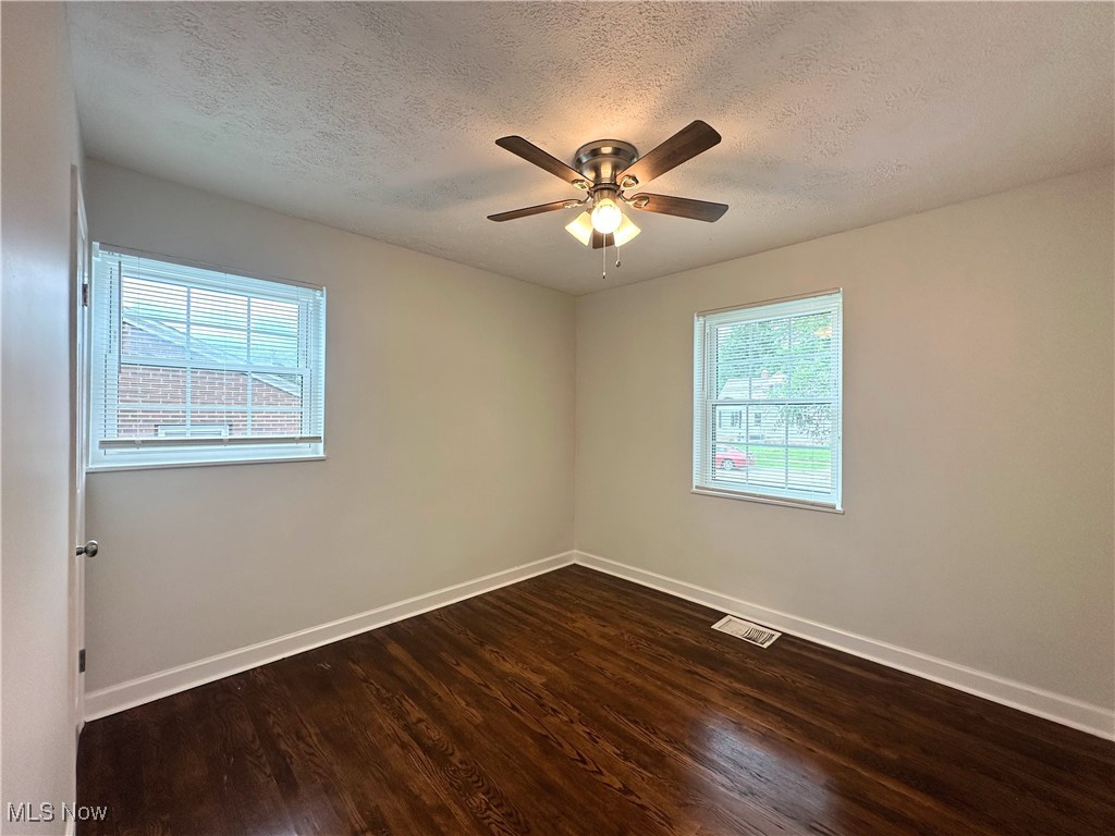 Kemper Clague Manor - Residential