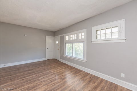 Tiny photo for 10937 Massie Avenue, Cleveland, OH 44108 (MLS # 5221218)