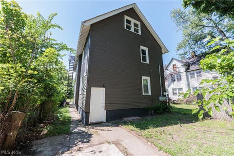 Tiny photo for 10937 Massie Avenue, Cleveland, OH 44108 (MLS # 5221218)