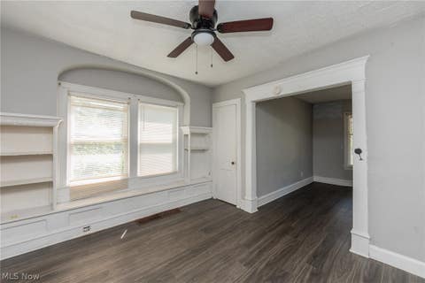 Tiny photo for 10937 Massie Avenue, Cleveland, OH 44108 (MLS # 5221218)