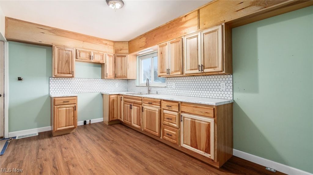 Photo of 211 W 4th Street, Frazeysburg, OH 43822 (MLS # 5177479)