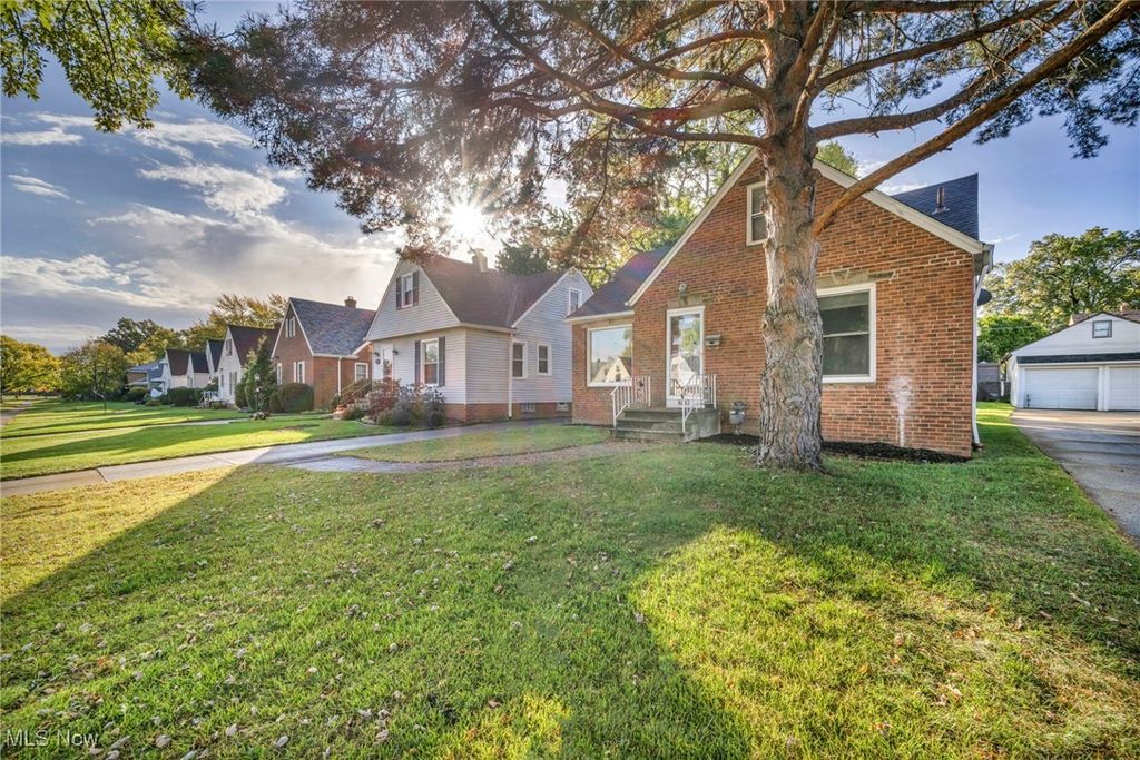 Photo of 8017 Ackley Road, Parma, OH 44129 (MLS # 5161599)