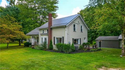 Homes For Sale - 9700 Silica Sand Road<br/> Garrettsville, OH 44231