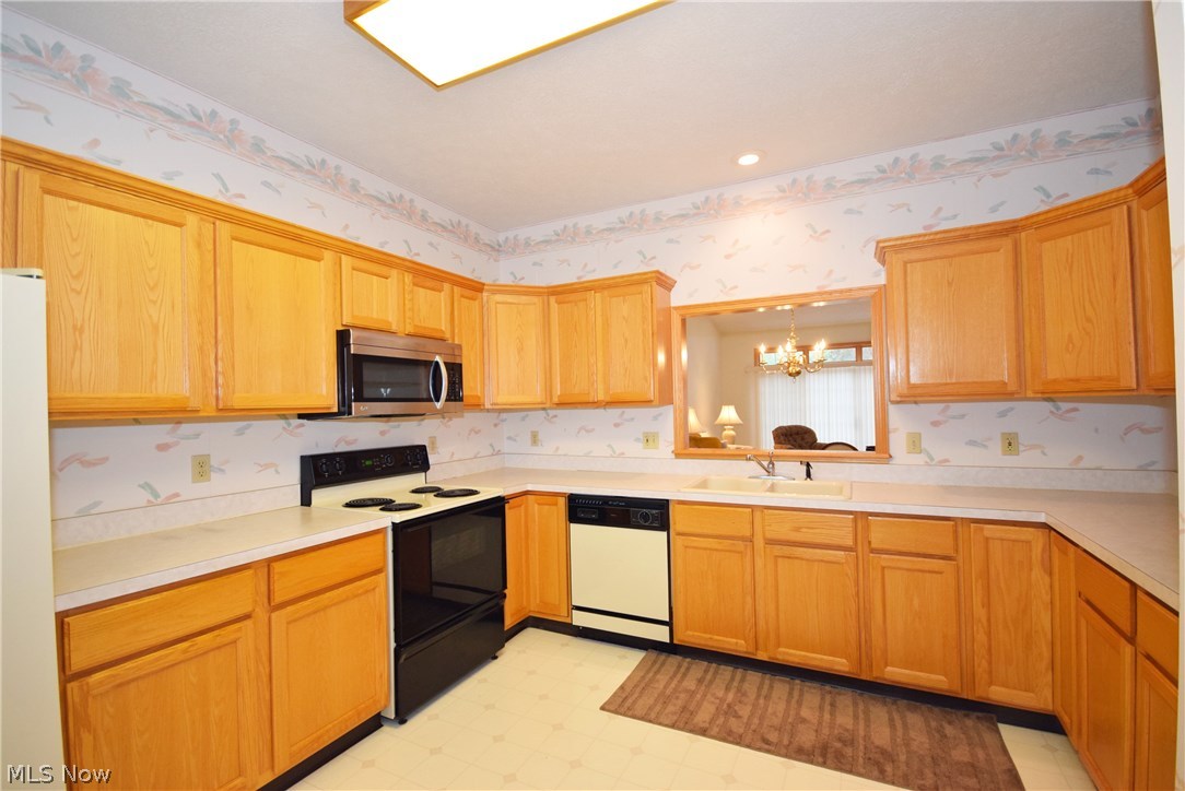 Ridgewood Condo - Residential