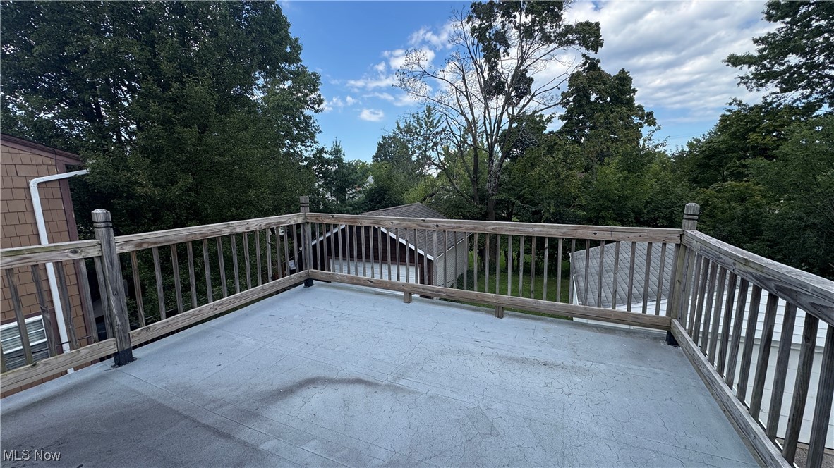 Cleveland Heights Blvd - Residential