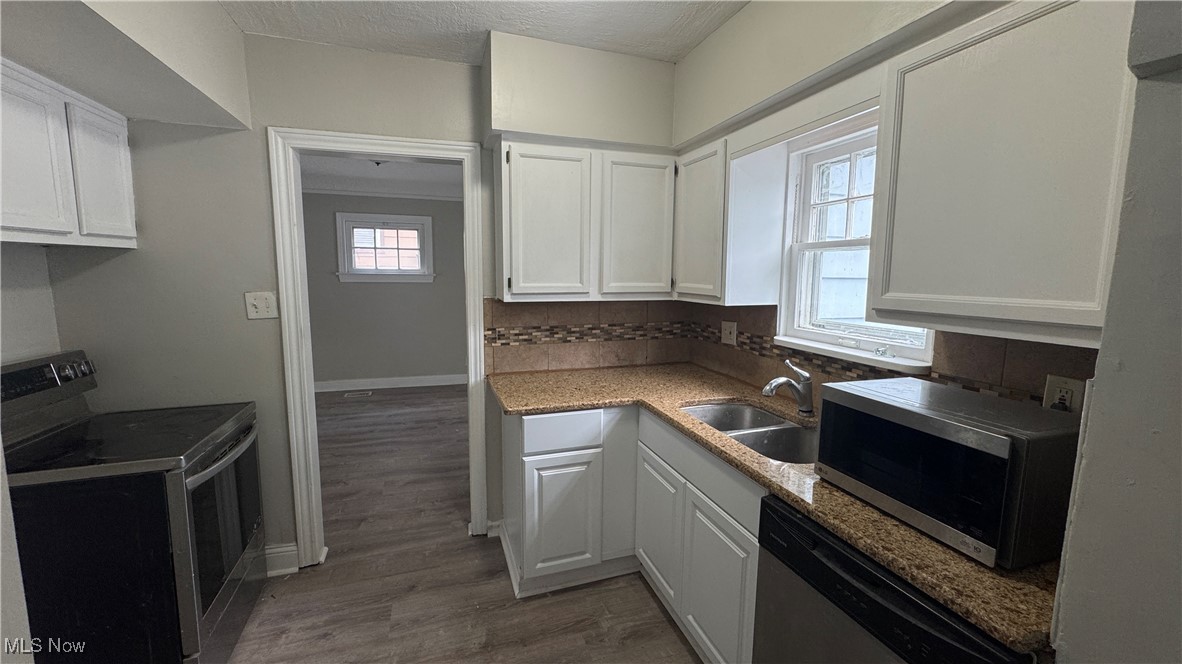 Cleveland Heights Blvd - Residential