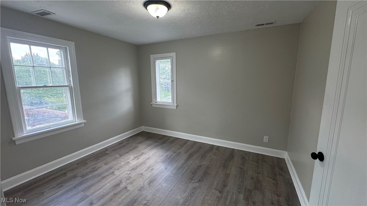 Cleveland Heights Blvd - Residential