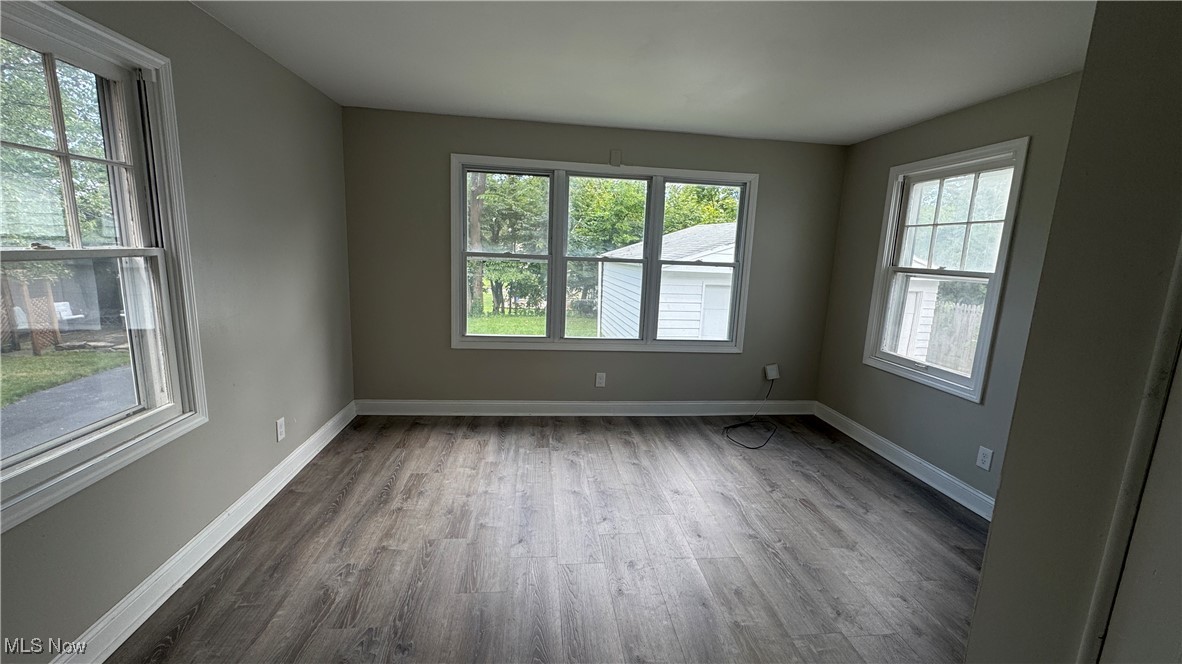 Cleveland Heights Blvd - Residential