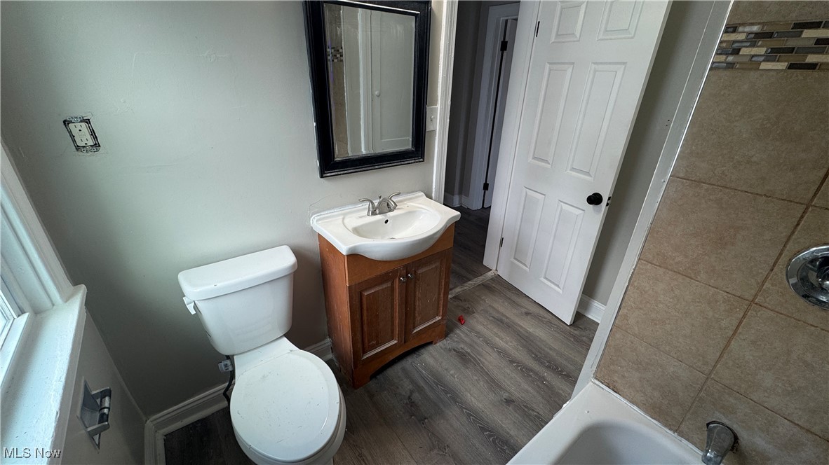 Cleveland Heights Blvd - Residential