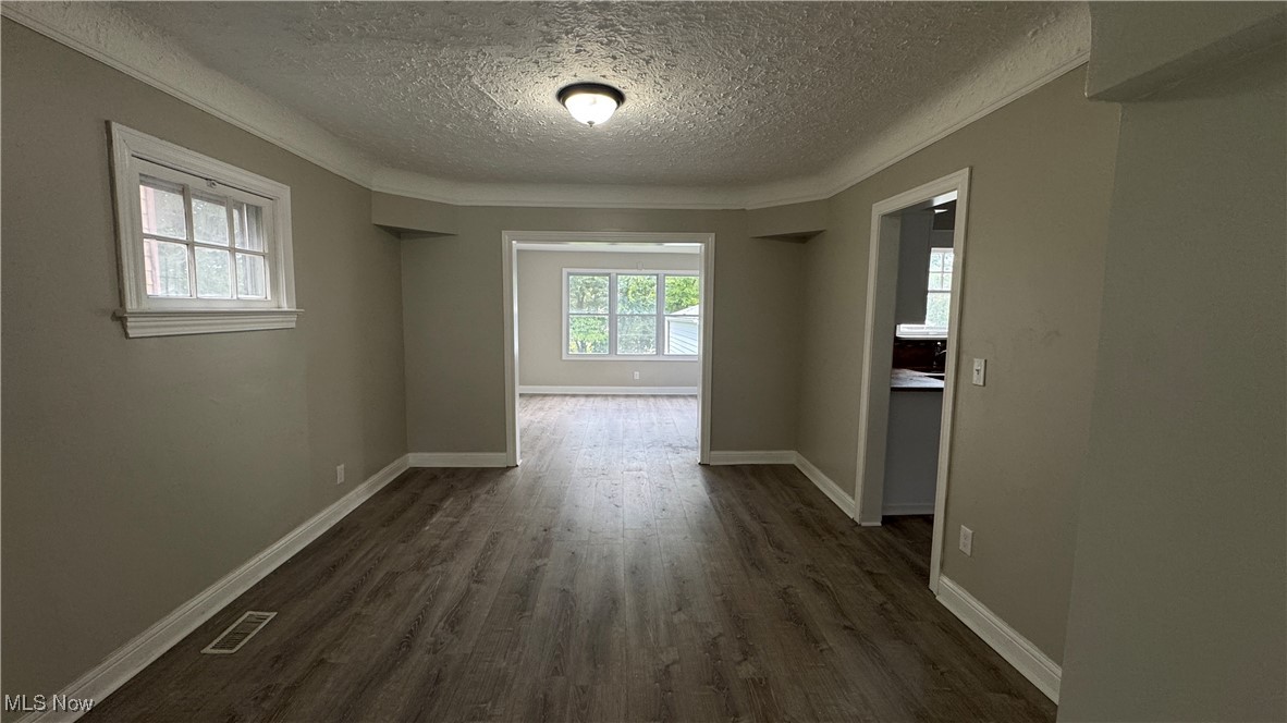 Cleveland Heights Blvd - Residential