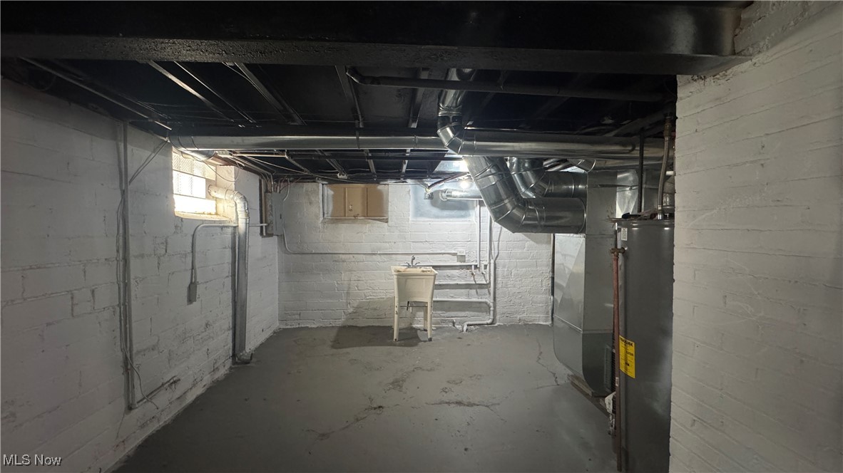 Cleveland Heights Blvd - Residential