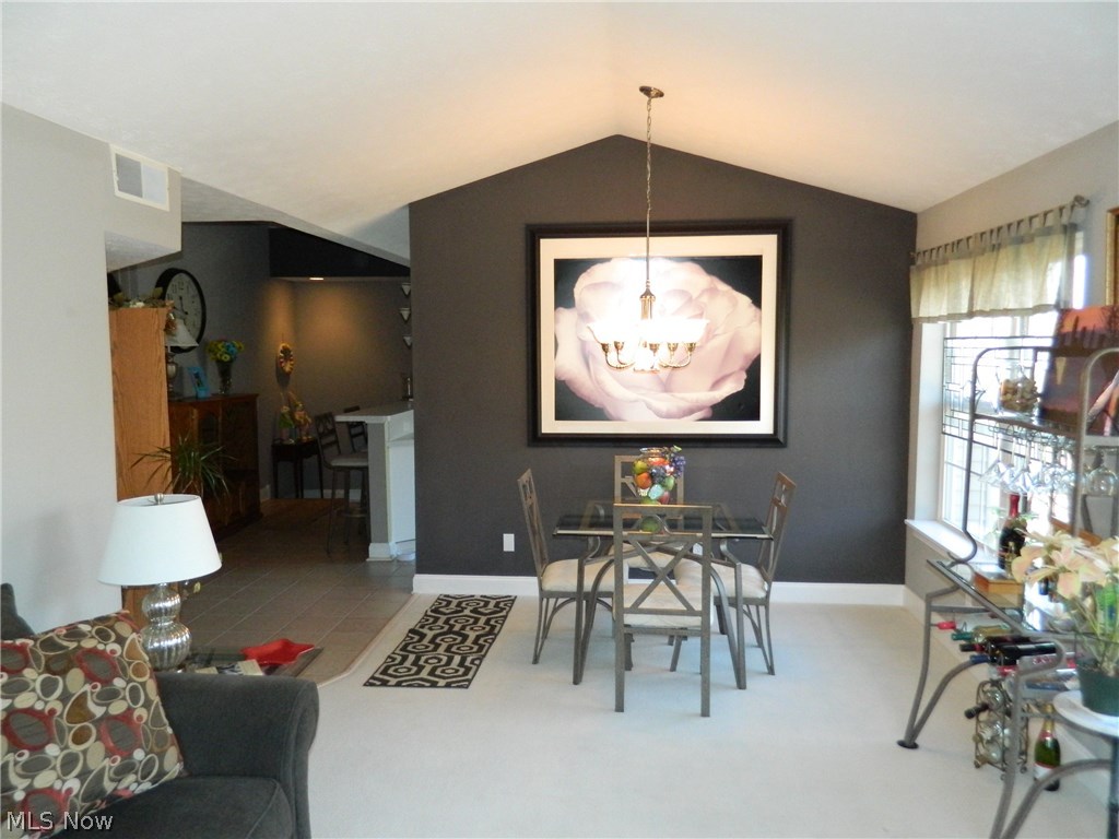 Regency Hlnds Condo - Residential