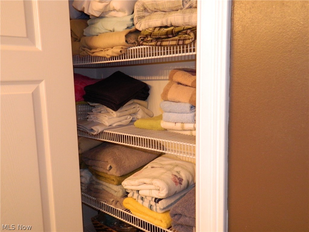 Regency Hlnds Condo - Residential