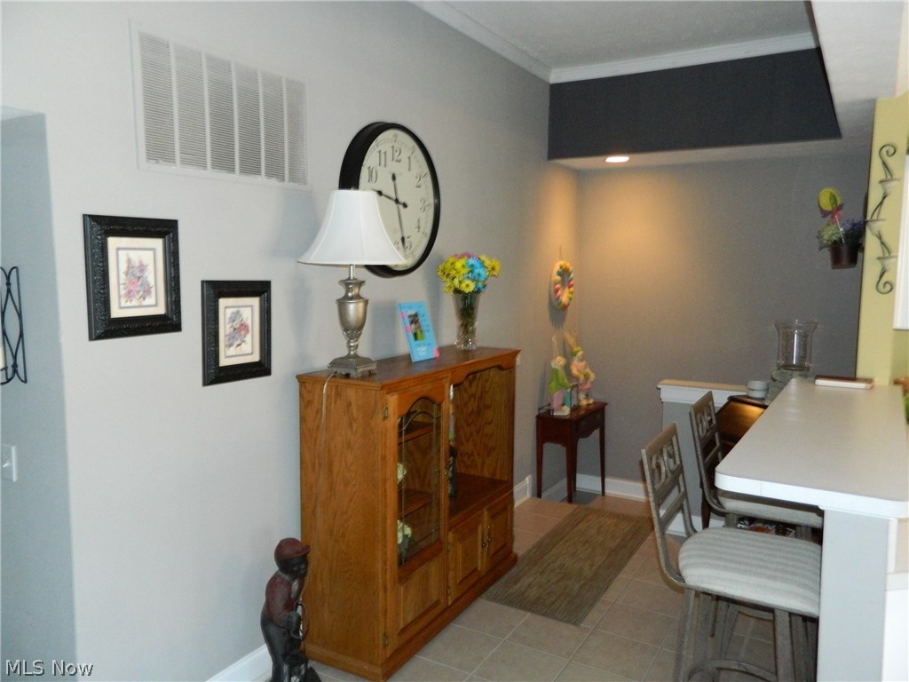 Regency Hlnds Condo - Residential