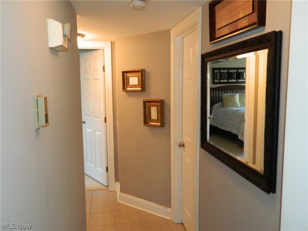 Regency Hlnds Condo - Residential