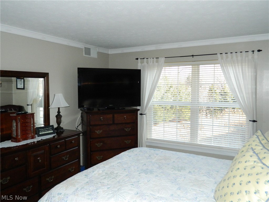 Regency Hlnds Condo - Residential