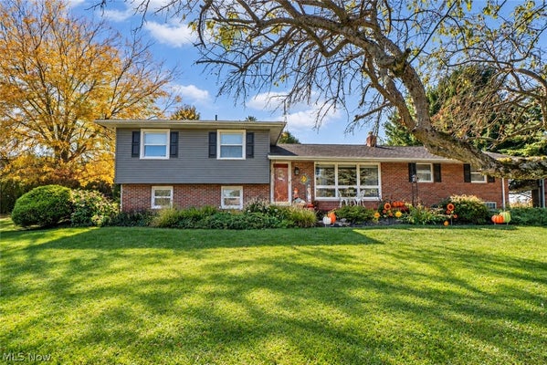 5522 GROVE ST, LOUISVILLE, OH 44641 - Image cc3bc6002de76e5cae1f20223e216a73/2867570434