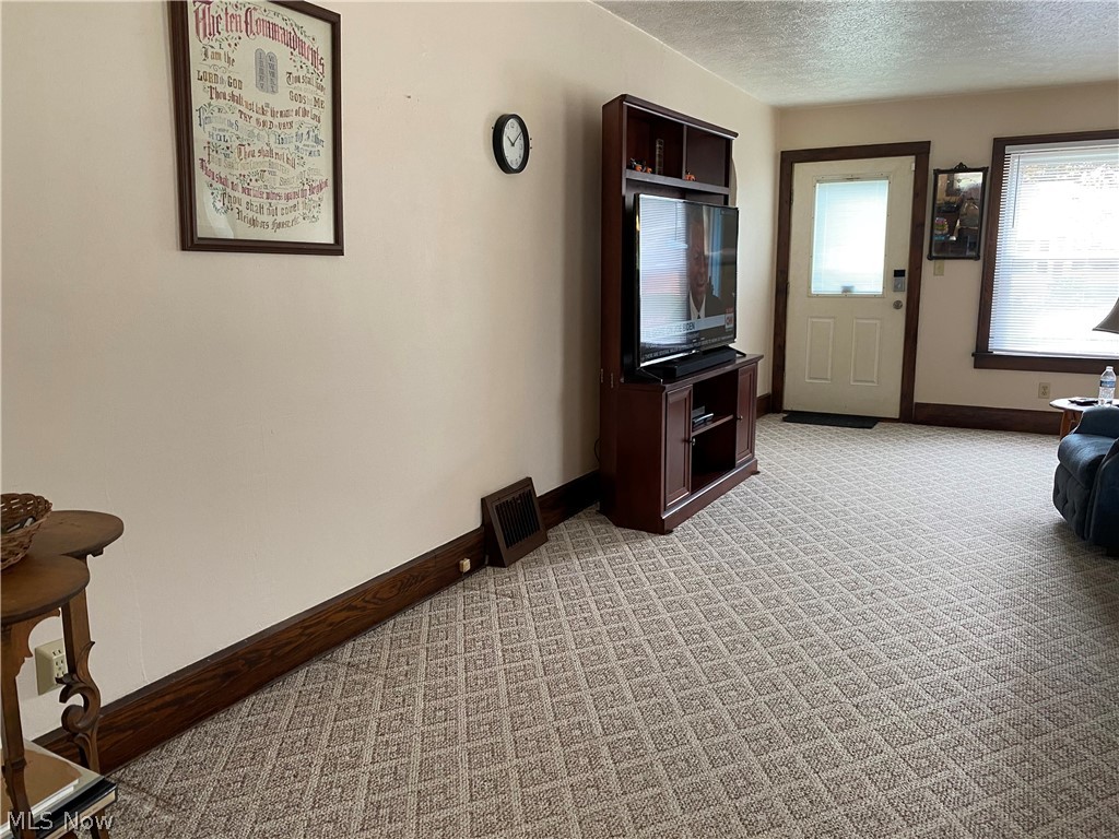 Warner - Residential