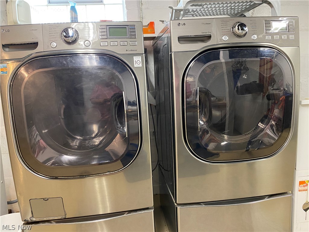 Warner - Residential