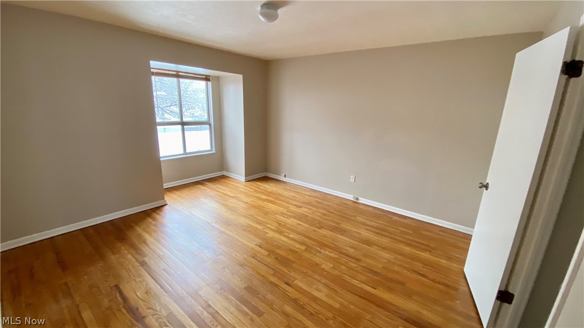 Colonial Park Condo 01 - Residential