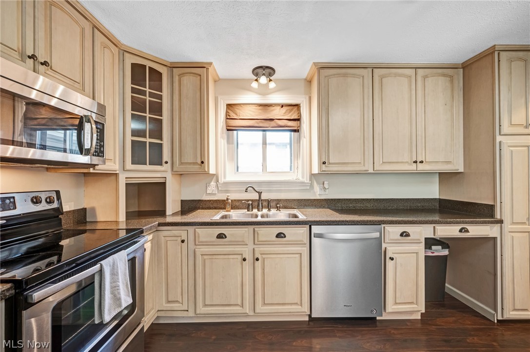 Pine Hill Condos - Residential