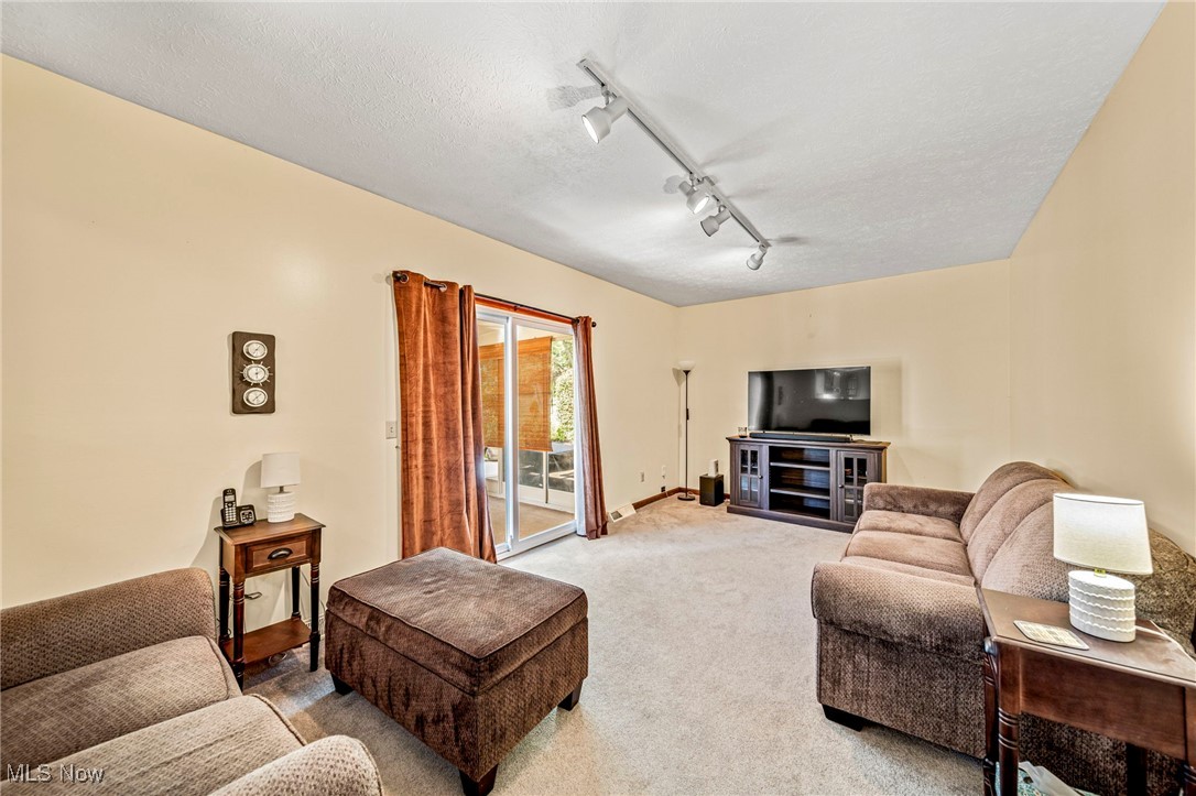 Little Mountain Park Estates 4 - Residential