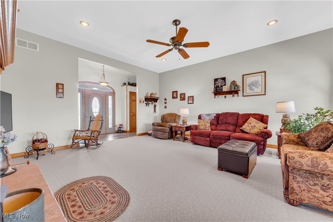 9903 Vermilion Road, Amherst, Ohio image 38
