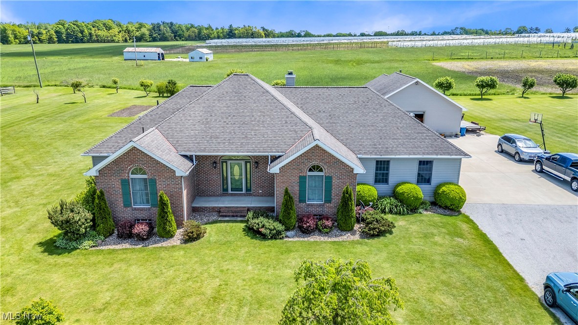 9903 Vermilion Road, Amherst, Ohio image 9