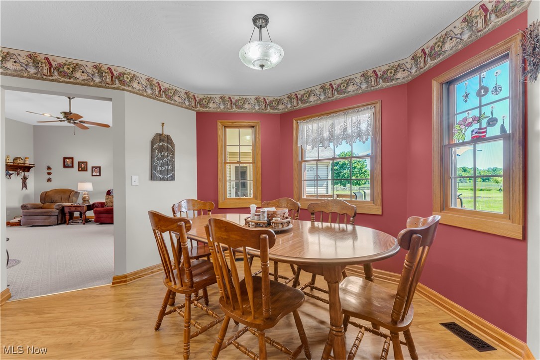 9903 Vermilion Road, Amherst, Ohio image 30