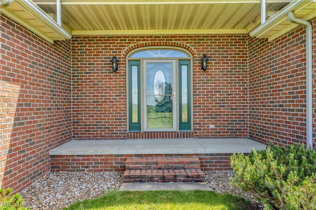 9903 Vermilion Road, Amherst, Ohio image 2