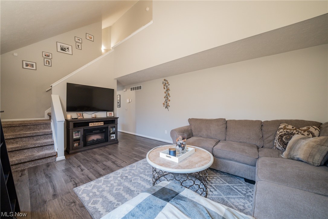 Chateau Estates #3 - Residential