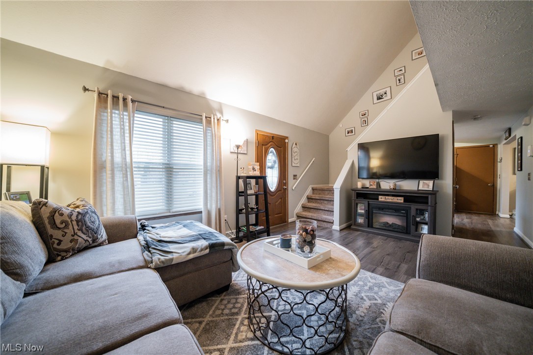 Chateau Estates #3 - Residential