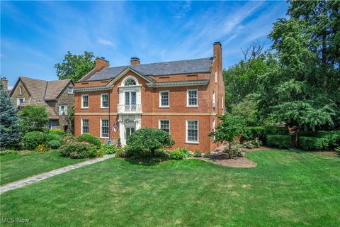 13410 Lake Avenue Lakewood OH 44107