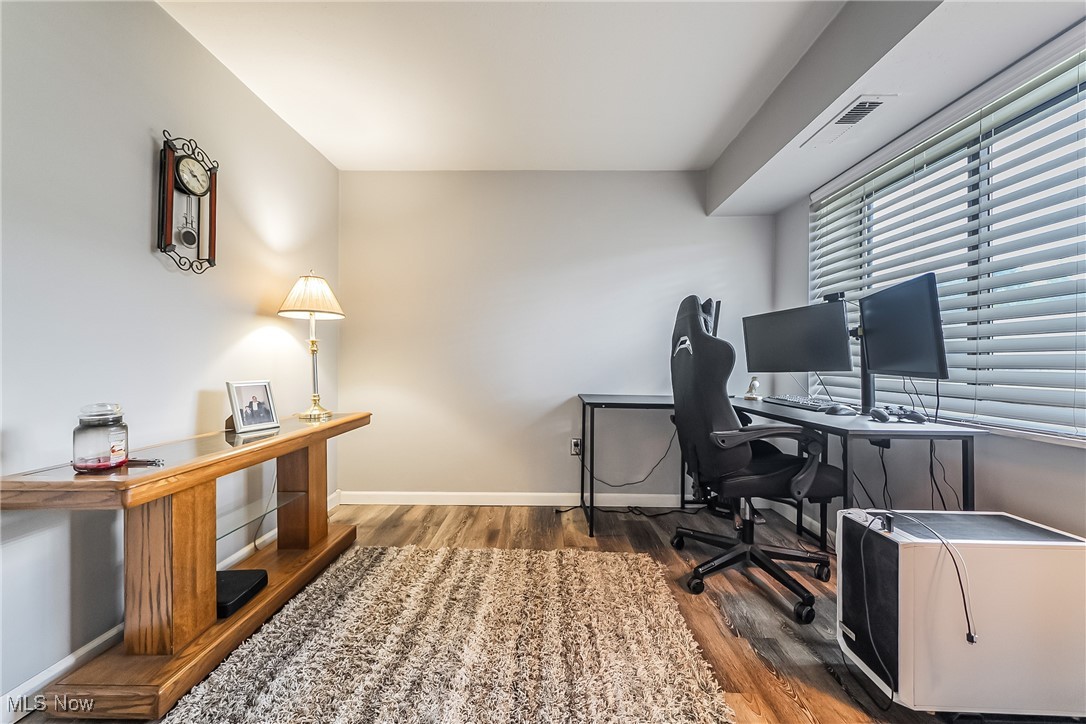 Sunrise Cove Condo 04 - Residential