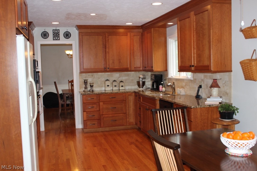 Connecticut Colony - Residential