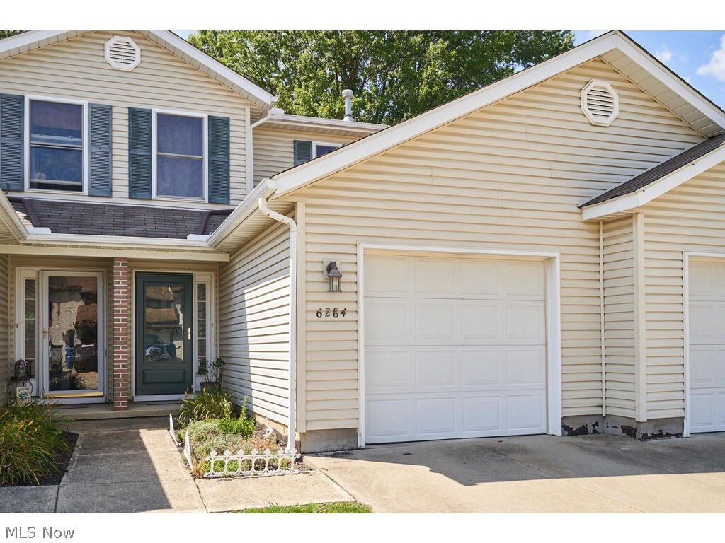 Forest View Xings Condo Ph 06 - Residential