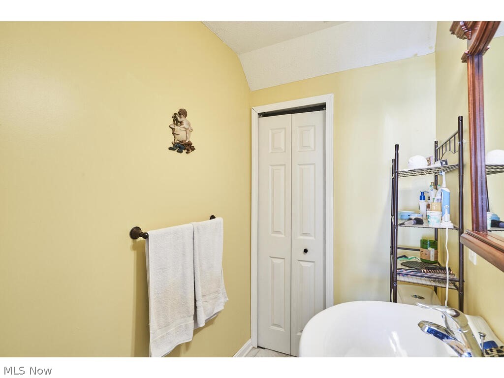 Forest View Xings Condo Ph 06 - Residential