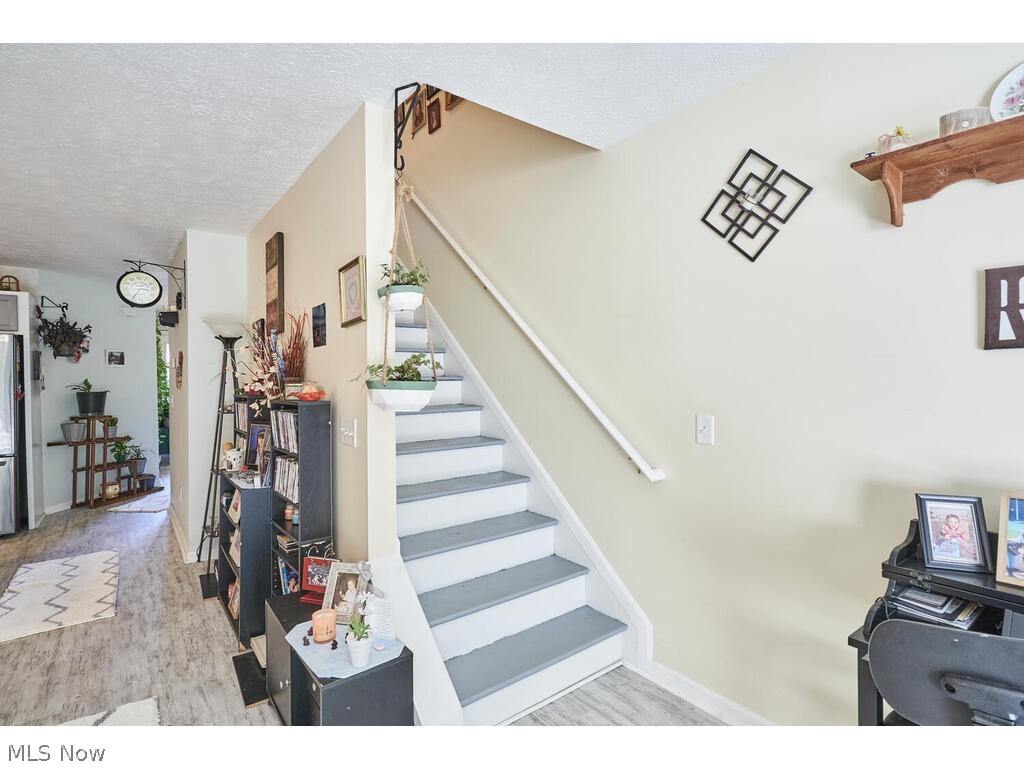 Forest View Xings Condo Ph 06 - Residential